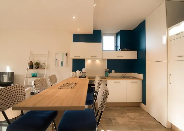 Maison 8 Pers - Pkg - Terrasse - Centre Historique * Sarlat-la-Caneda